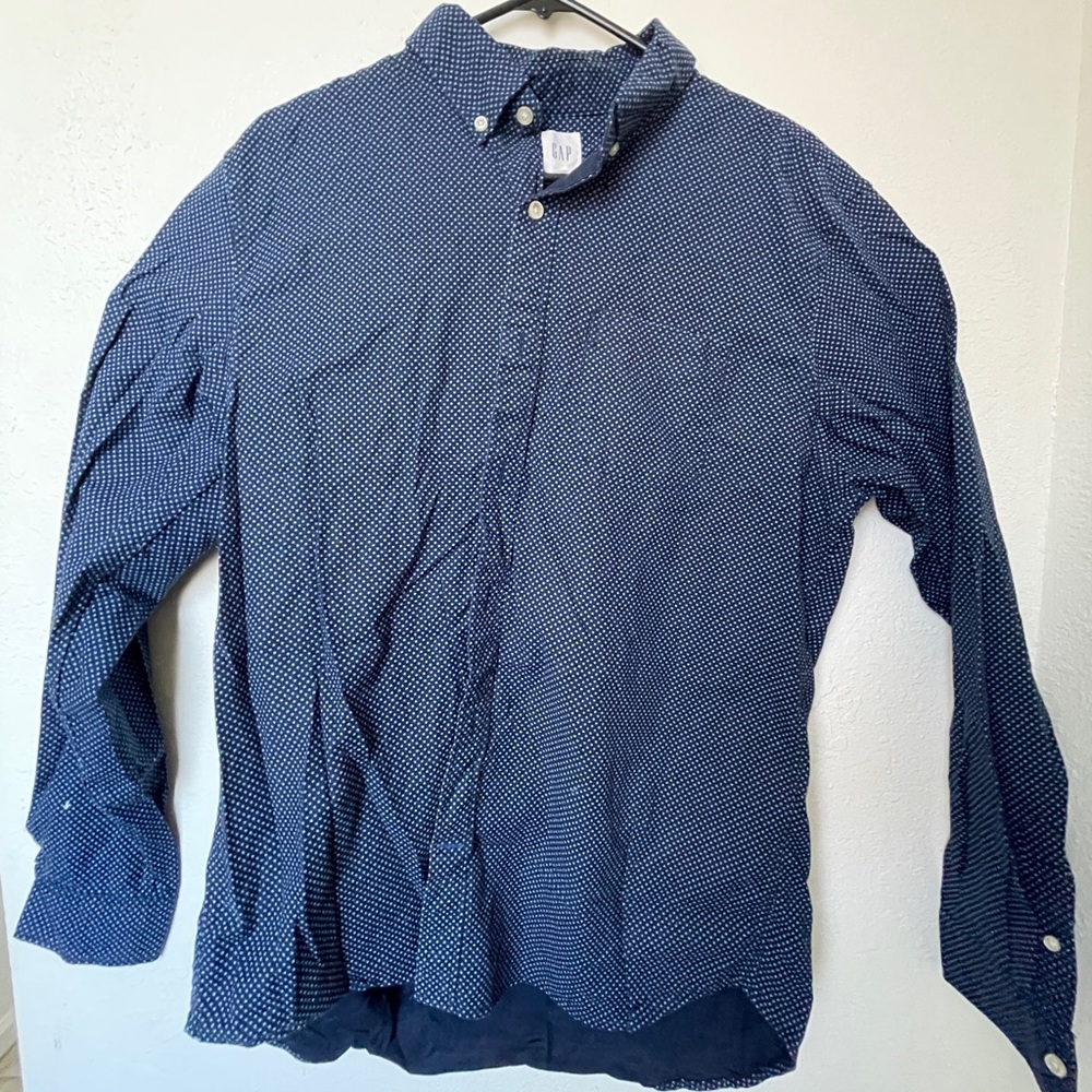 GAP Button-down long sleeve shirt